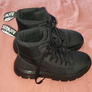 Dr. Martens womens combs boots